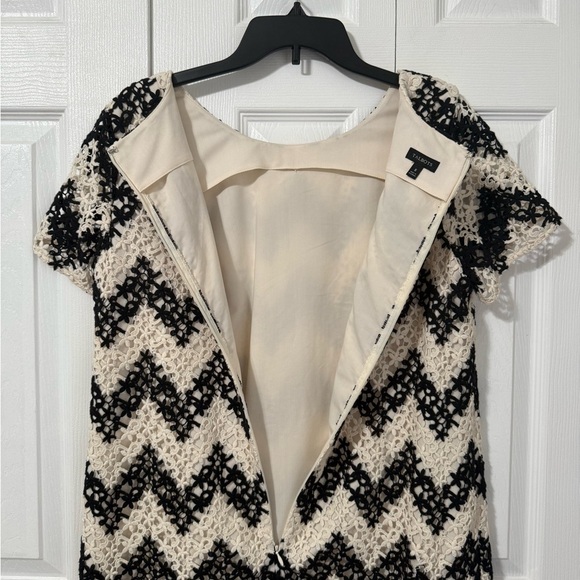Talbot’s Women’s Black White Floral Lace Crochet Chevron Sheath Dress Career 8 - Picture 12 of 12